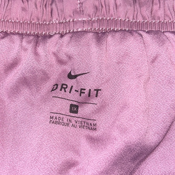Nike Tempo Dri-Fit Lined Purple Running Shorts Size Women's 1X - Picture 3 of 7